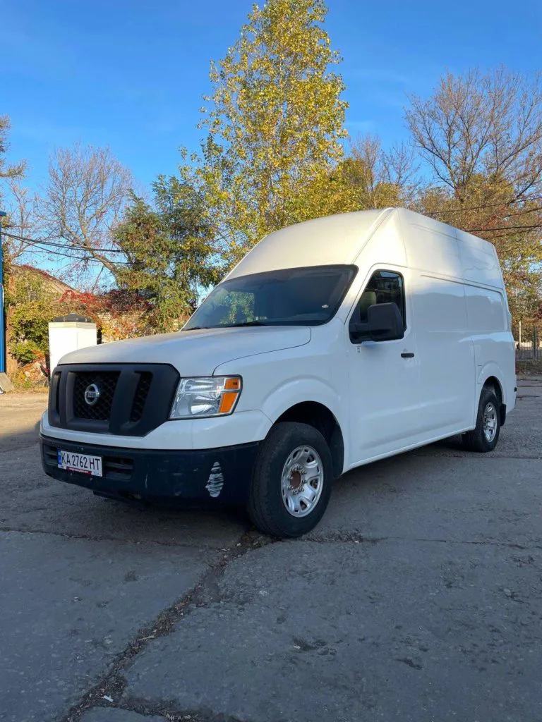 Nissan NV2500 (KA2762HT)