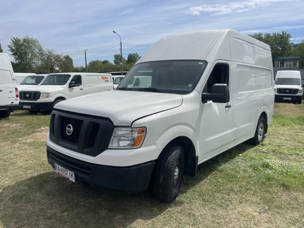 Nissan NV2500 (KA4937IK)